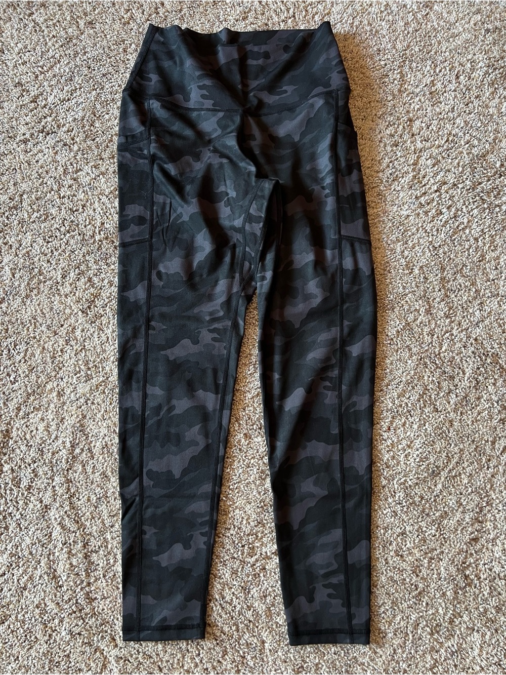 Colorfulkoala Camouflage Leggings